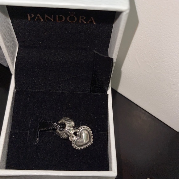 🤍🤍Pandora Sister Charm🤍🤍 - Picture 4 of 4